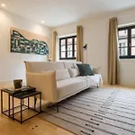 Art Deco 13 Luxury 2br Downtown Metro Ac Porto