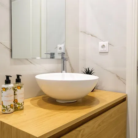 Apartment Art Deco 13 Luxury 2br Downtown Metro Ac