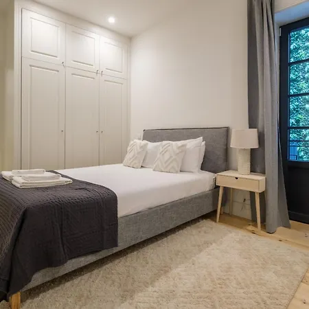 Art Deco 13 Luxury 2br Downtown Metro Ac Porto
