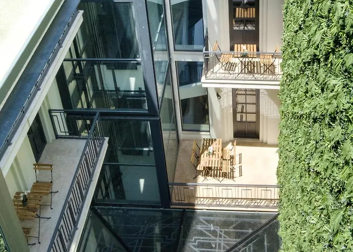 Art Deco 13 Luxury 2br Downtown Metro Ac * Porto